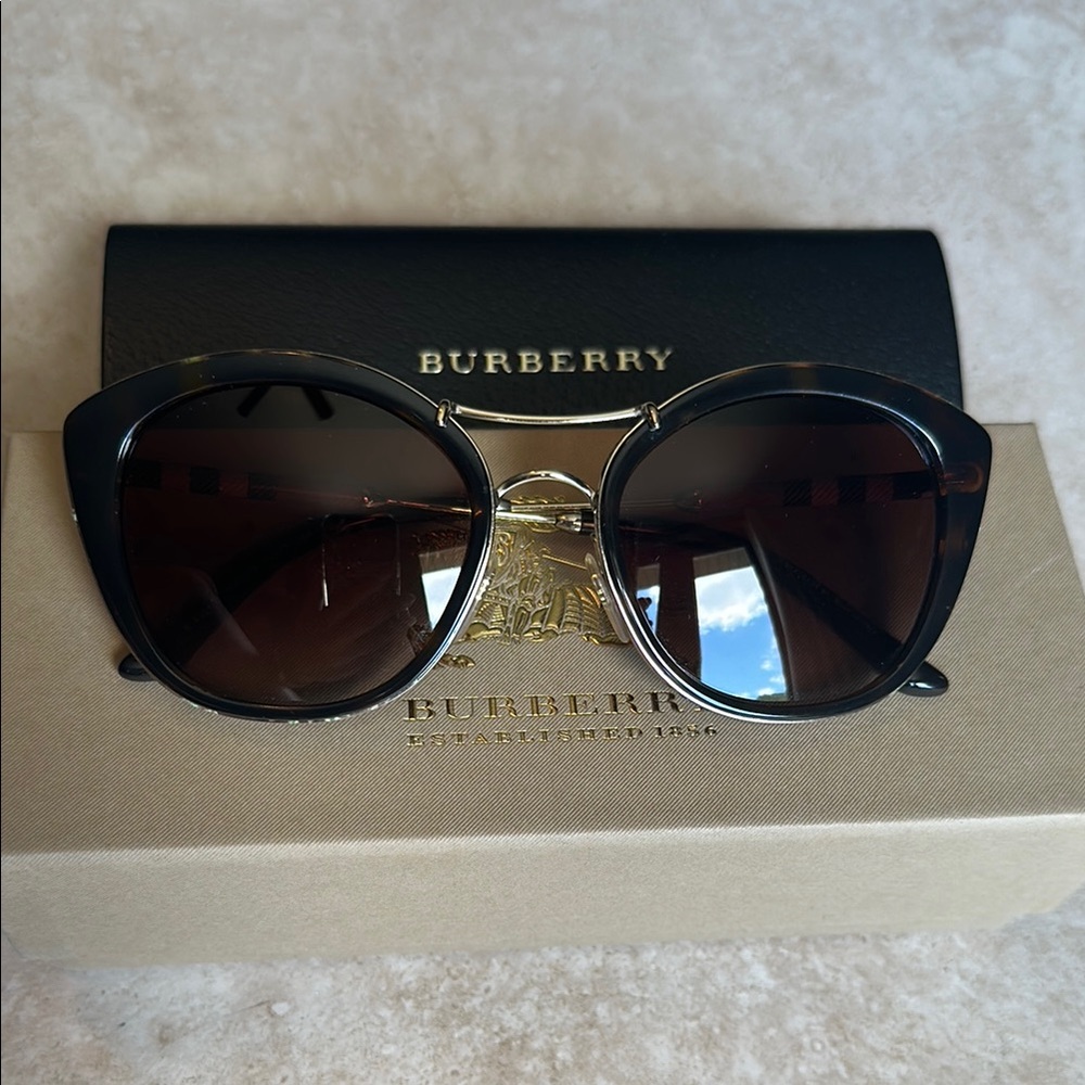 Burberry Sunglasses